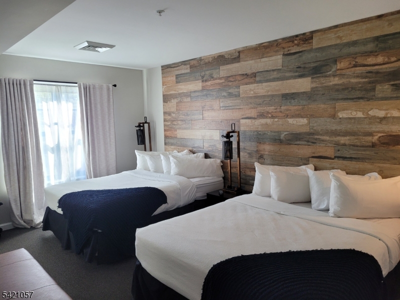 Mountain Creek - Residential