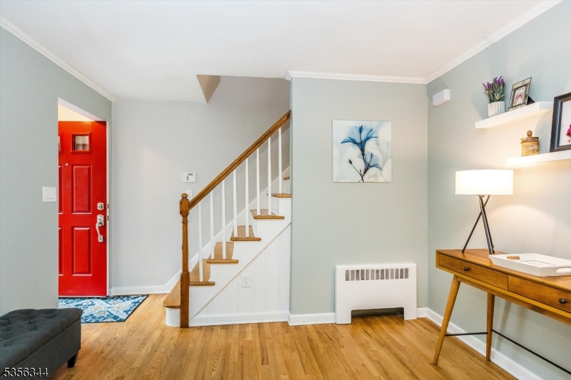 84 Linden Ave