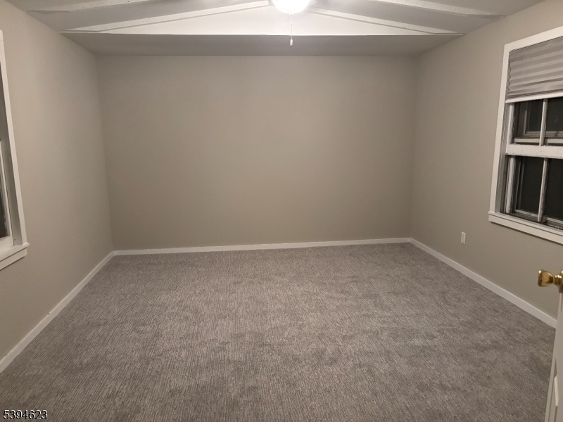 DOWNTOWN - Residential Lease