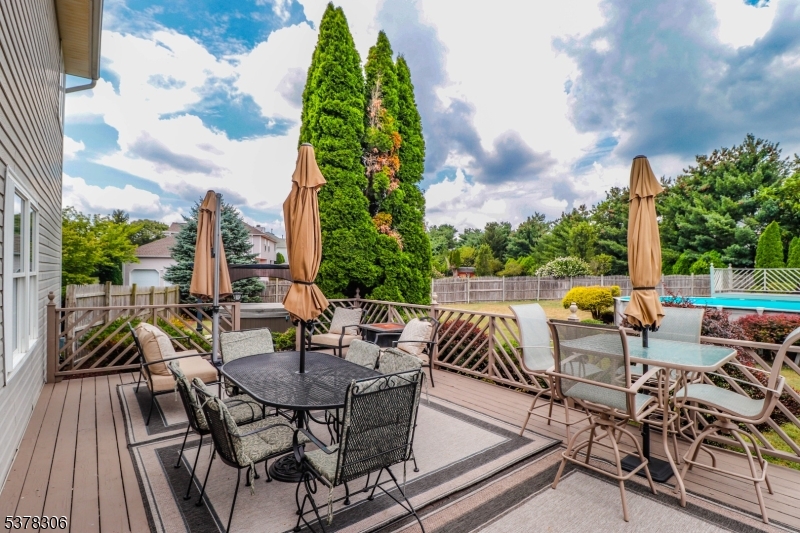 WILDFLOWER RIDGE - Residential