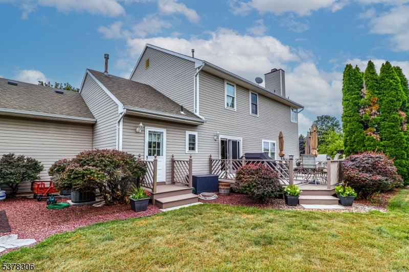 WILDFLOWER RIDGE - Residential