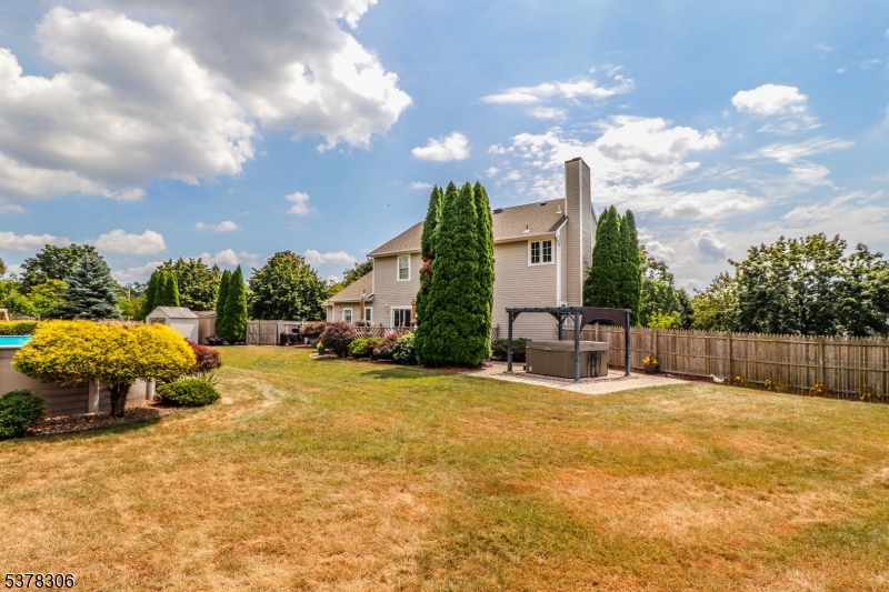 WILDFLOWER RIDGE - Residential