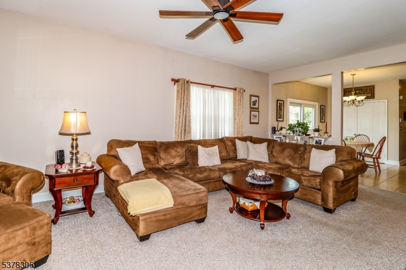 WILDFLOWER RIDGE - Residential