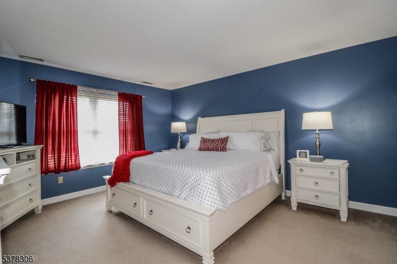 WILDFLOWER RIDGE - Residential