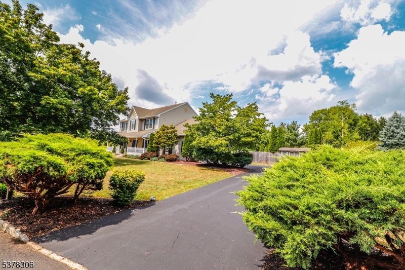 WILDFLOWER RIDGE - Residential