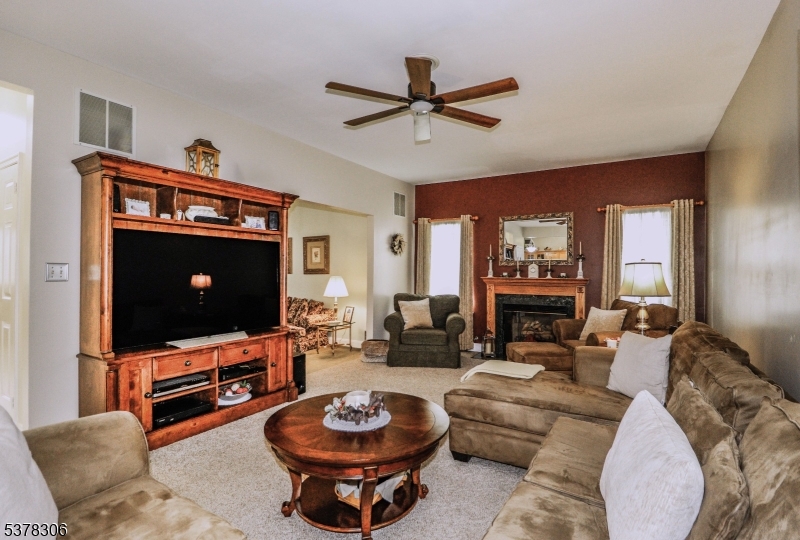 WILDFLOWER RIDGE - Residential