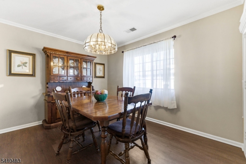 Ridge Gardens - Residential