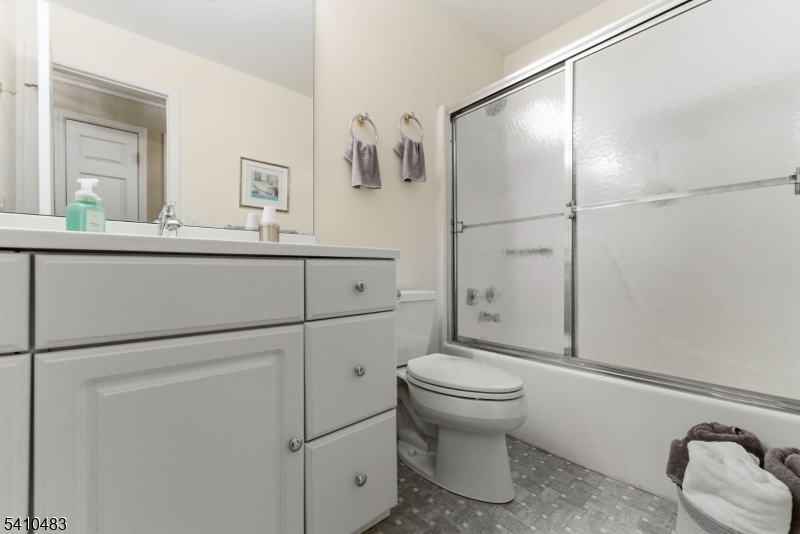 Ridge Gardens - Residential