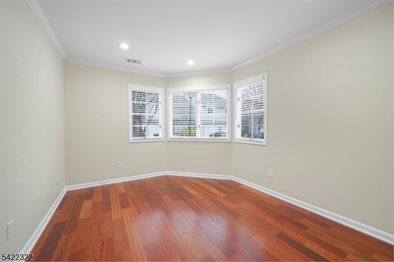 Montville Chase - Residential