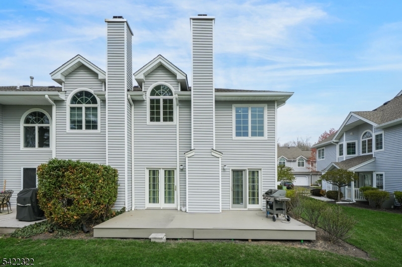 Montville Chase - Residential