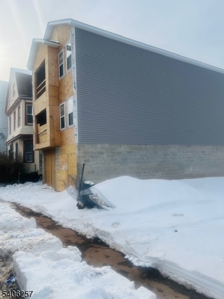 Weequahic - Residential Income