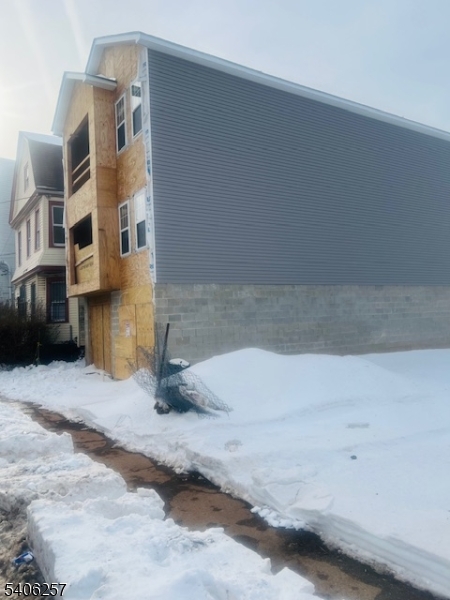 Weequahic - Residential Income