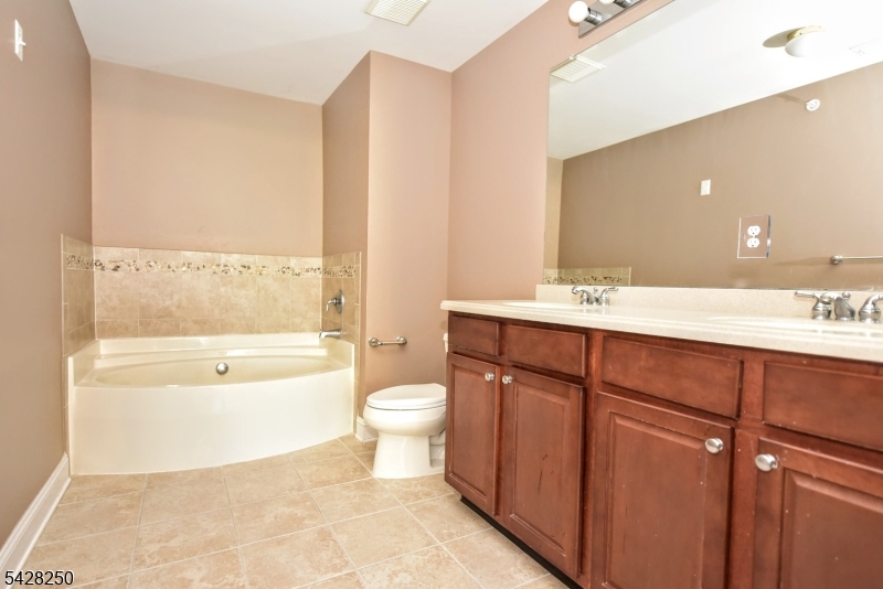 Lafayette Hills - Residential