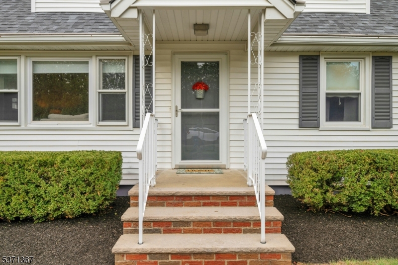 Near Four Corners - Residential