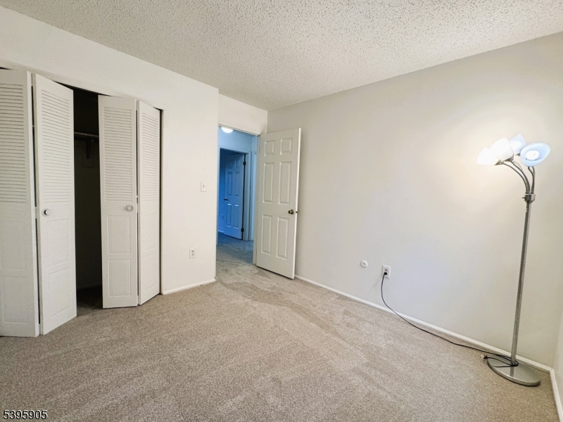 SOCIETY HILL III - Residential