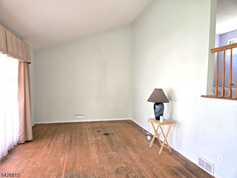 POMPTON PLAINS NO FLOOD - Residential