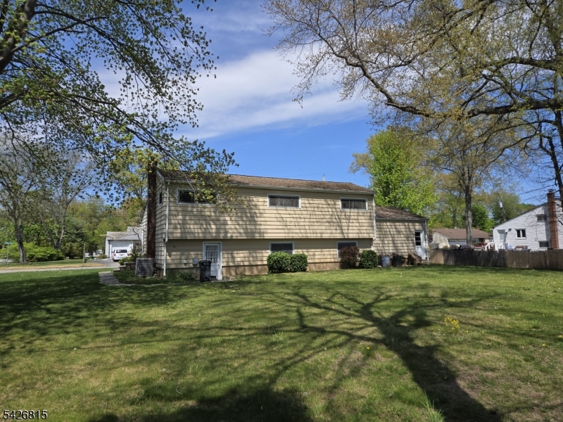 POMPTON PLAINS NO FLOOD - Residential