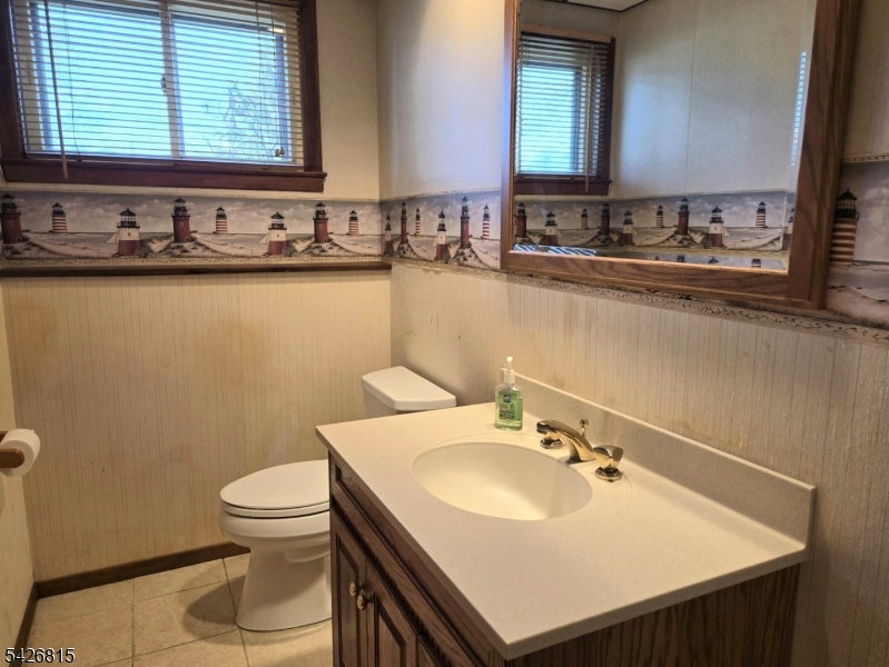 POMPTON PLAINS NO FLOOD - Residential