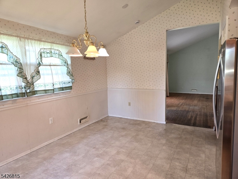 POMPTON PLAINS NO FLOOD - Residential