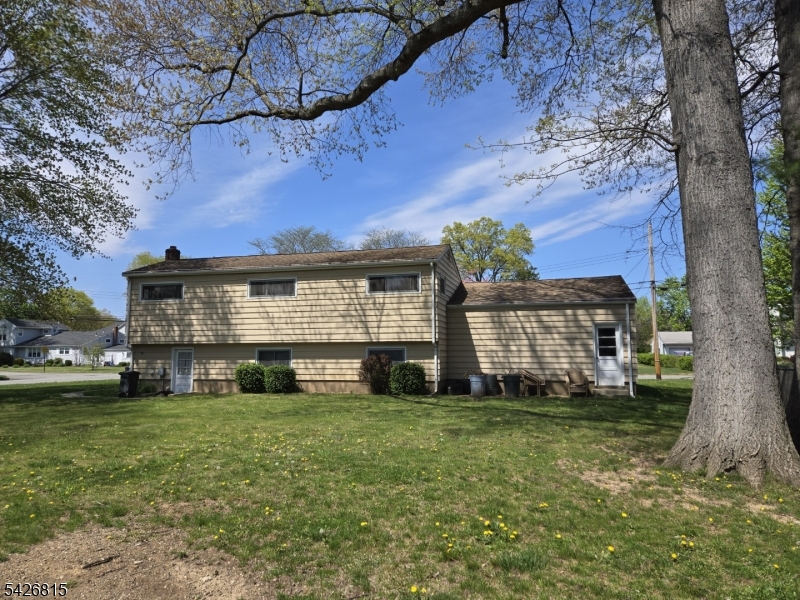 POMPTON PLAINS NO FLOOD - Residential