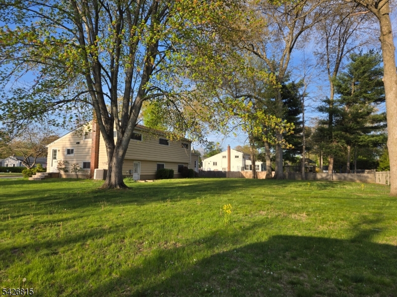 POMPTON PLAINS NO FLOOD - Residential