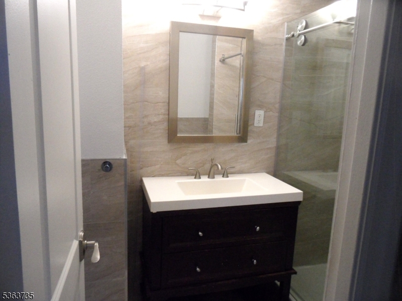 Falcon Towers - Residential