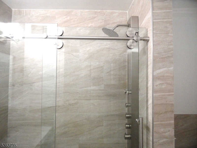 Falcon Towers - Residential