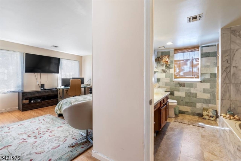 Garret Heights - Residential