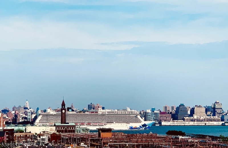 Zephyr Lofts - Residential