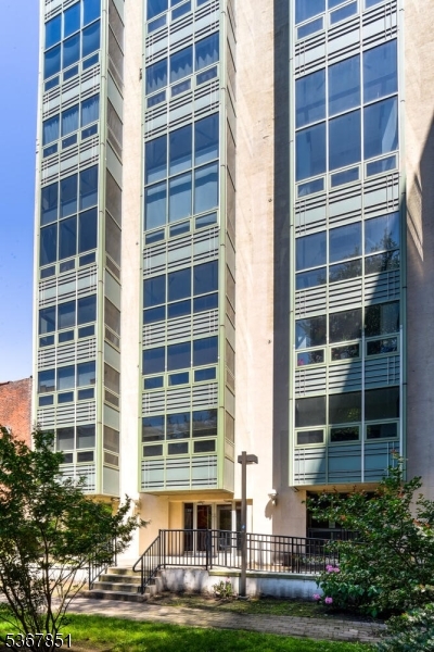 Zephyr Lofts - Residential