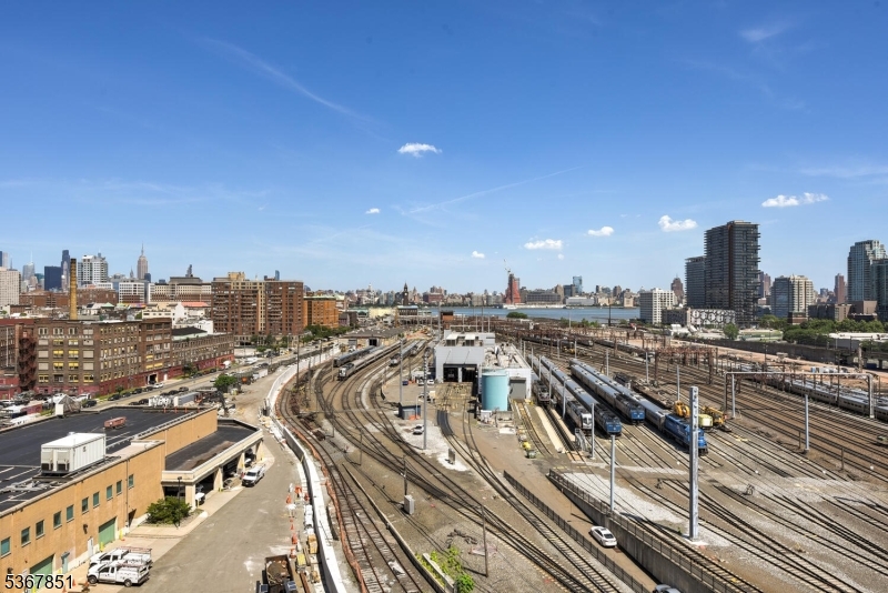 Zephyr Lofts - Residential