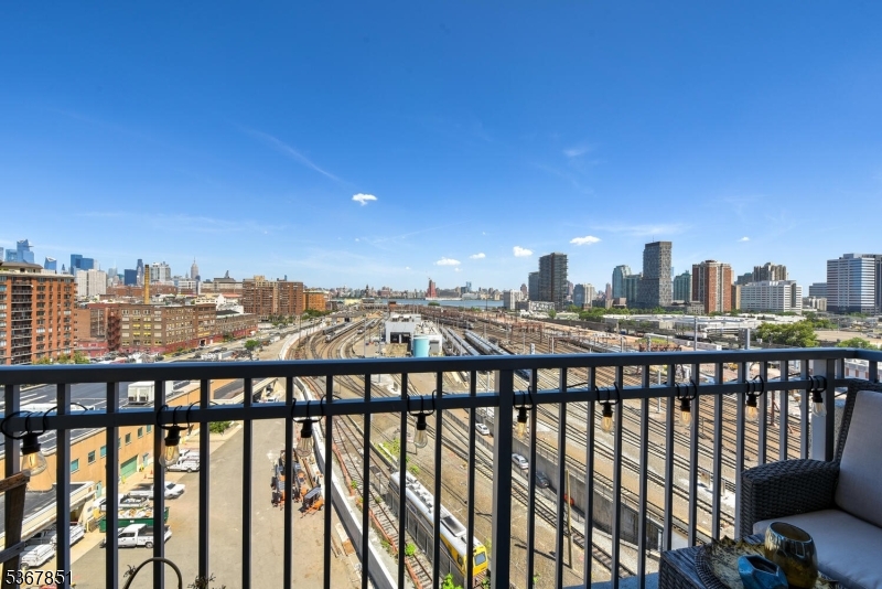 Zephyr Lofts - Residential