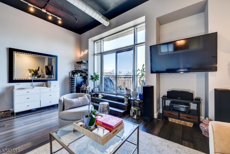 Zephyr Lofts - Residential