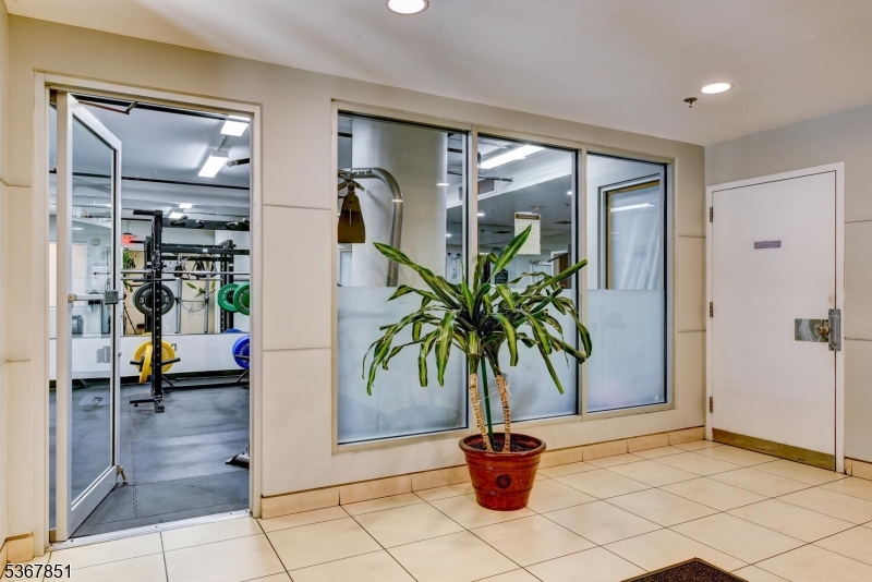 Zephyr Lofts - Residential