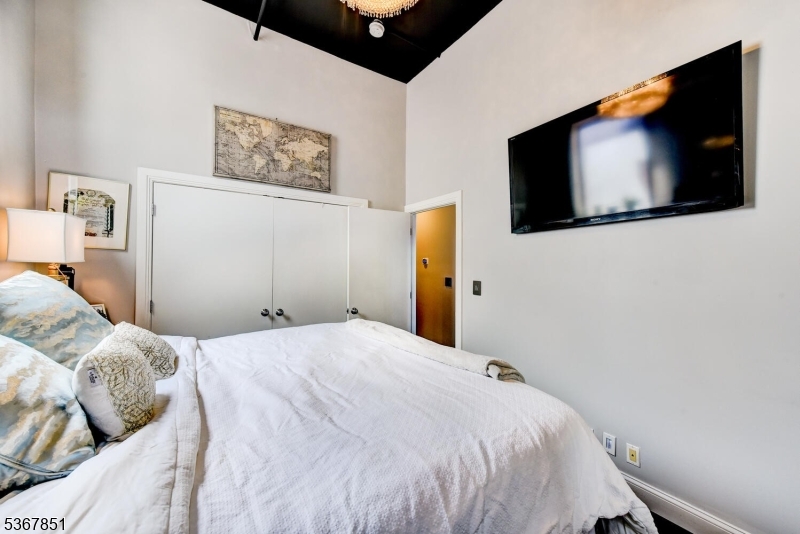 Zephyr Lofts - Residential