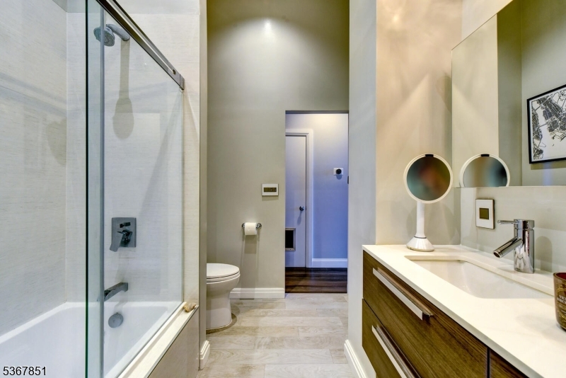 Zephyr Lofts - Residential