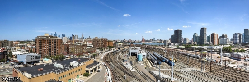Zephyr Lofts - Residential