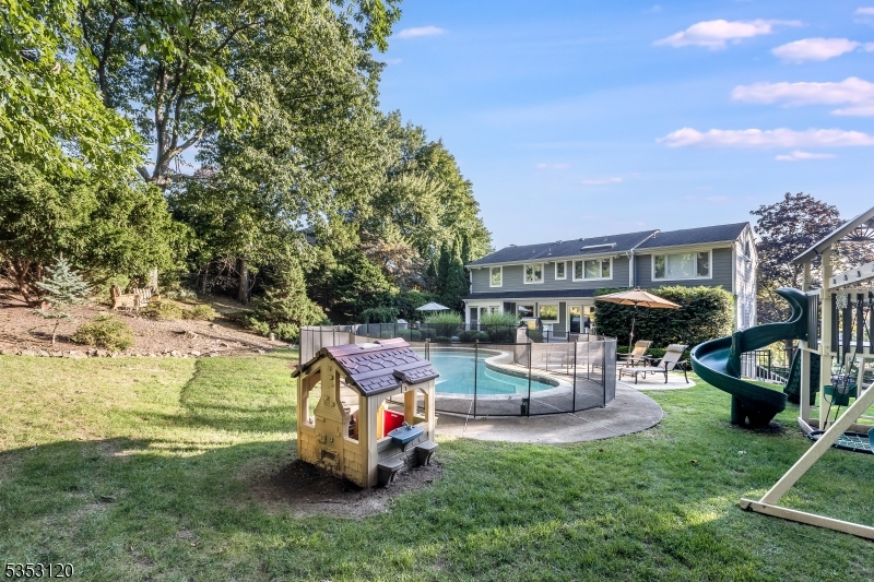 Riker Hill - Residential