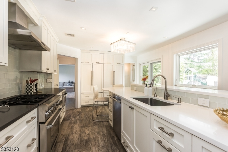 Riker Hill - Residential