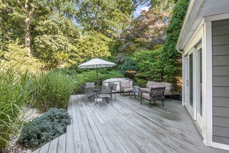 Riker Hill - Residential