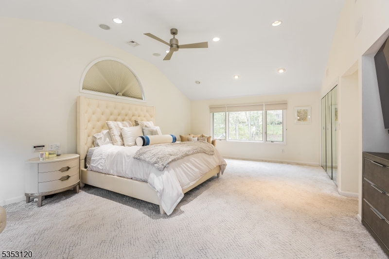 Riker Hill - Residential