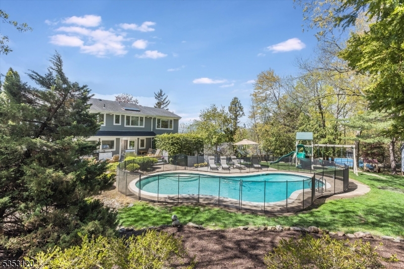 Riker Hill - Residential