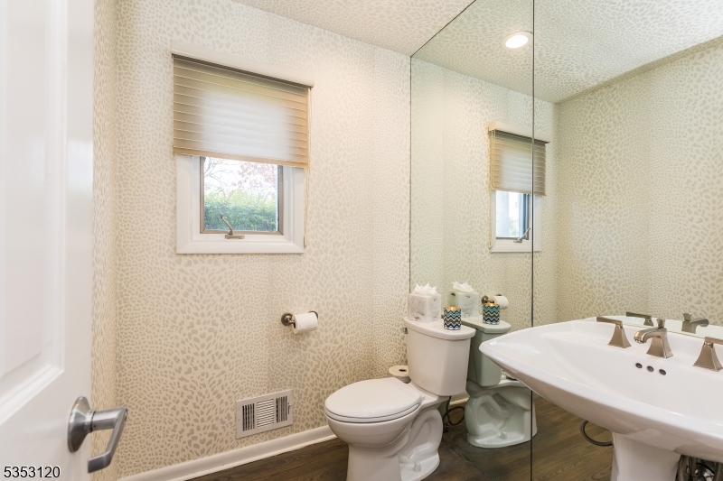 Riker Hill - Residential