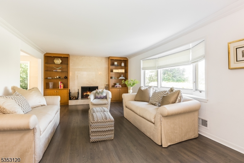 Riker Hill - Residential