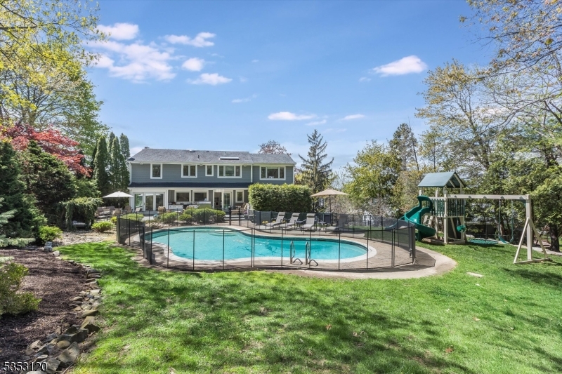 Riker Hill - Residential