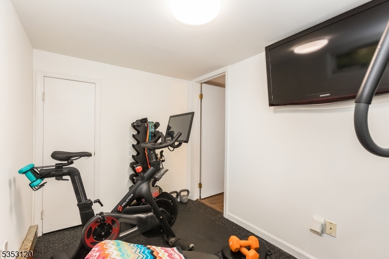 Riker Hill - Residential