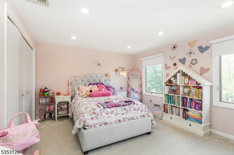 Riker Hill - Residential