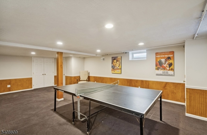 Hill Section - Residential