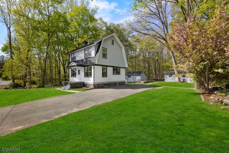19 Oak Rd