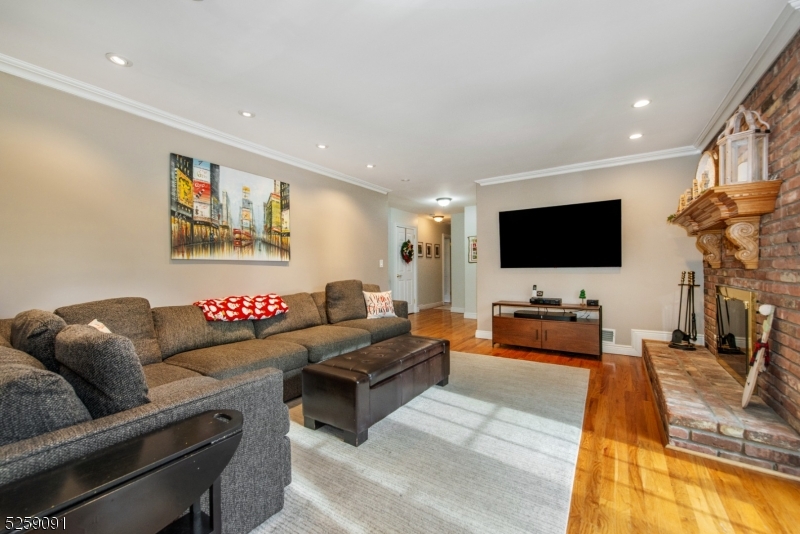 Woodland Ridge - Residential